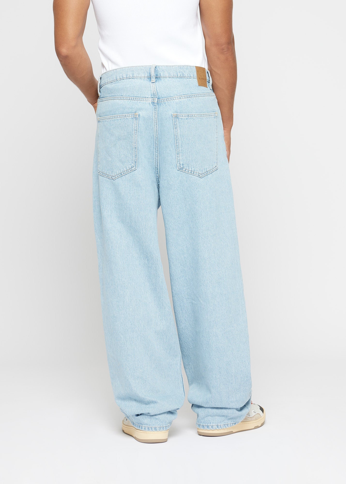 Vonn Wide Jeans