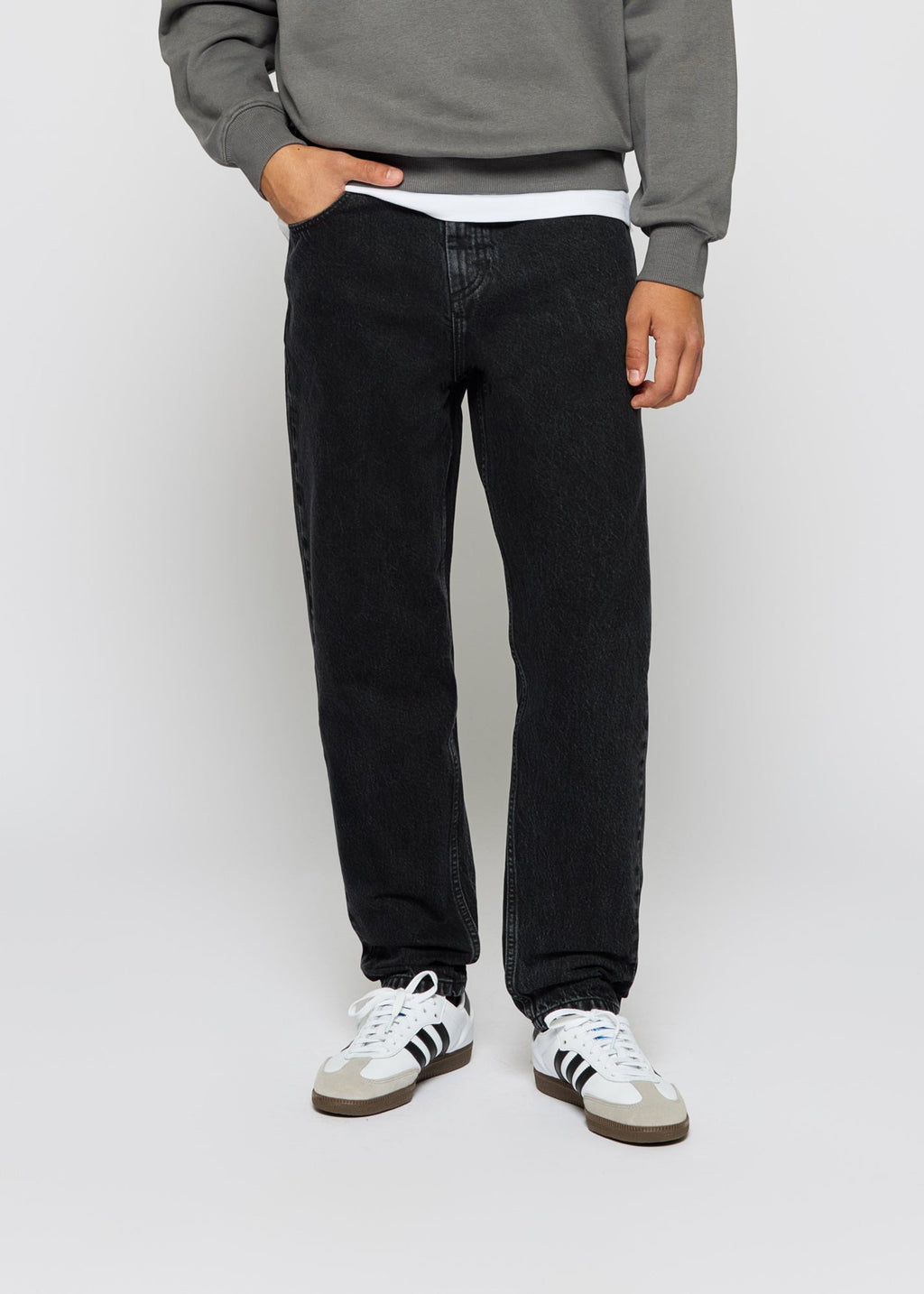 Elvix Tapered Jeans Black