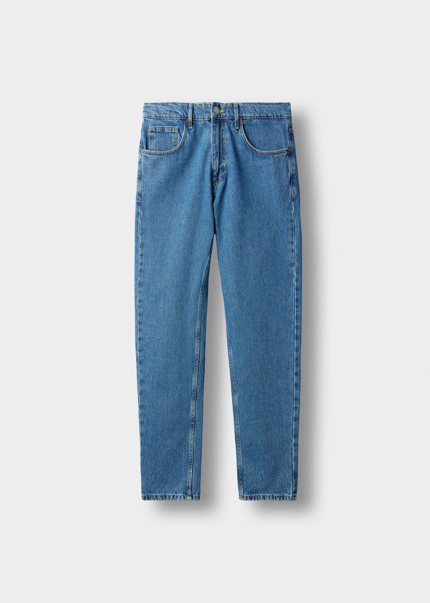 Neo Tapered Jeans