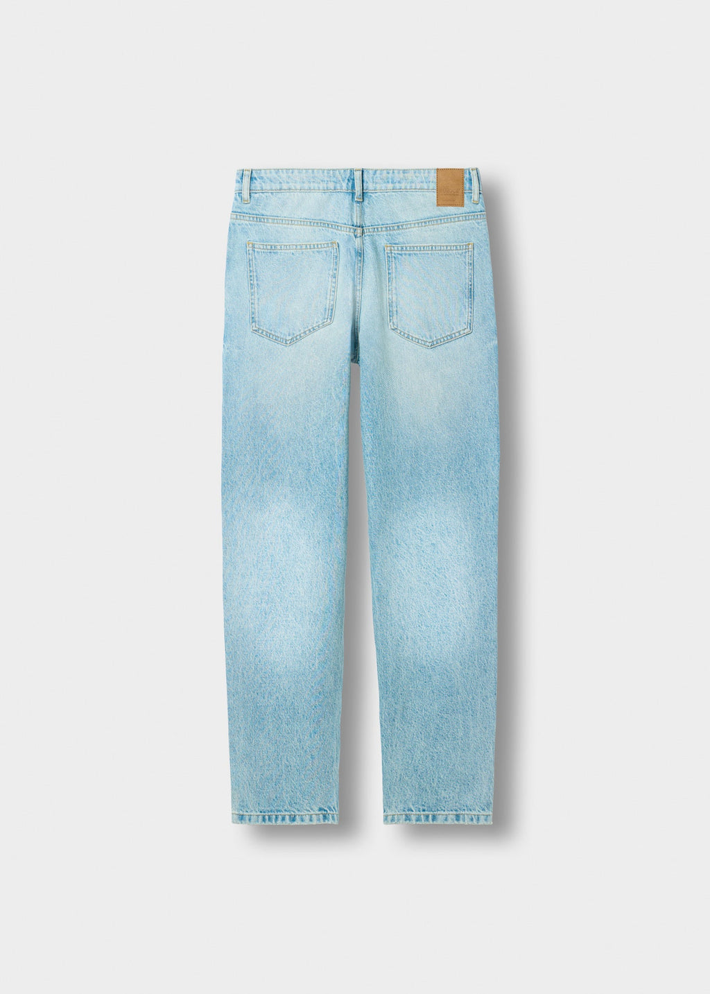 Neo Tapered Jeans