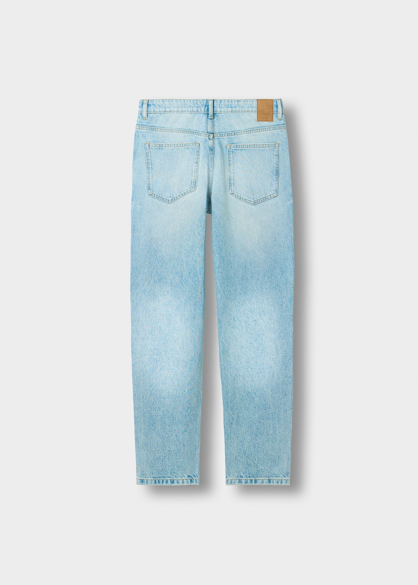 Neo Tapered Jeans